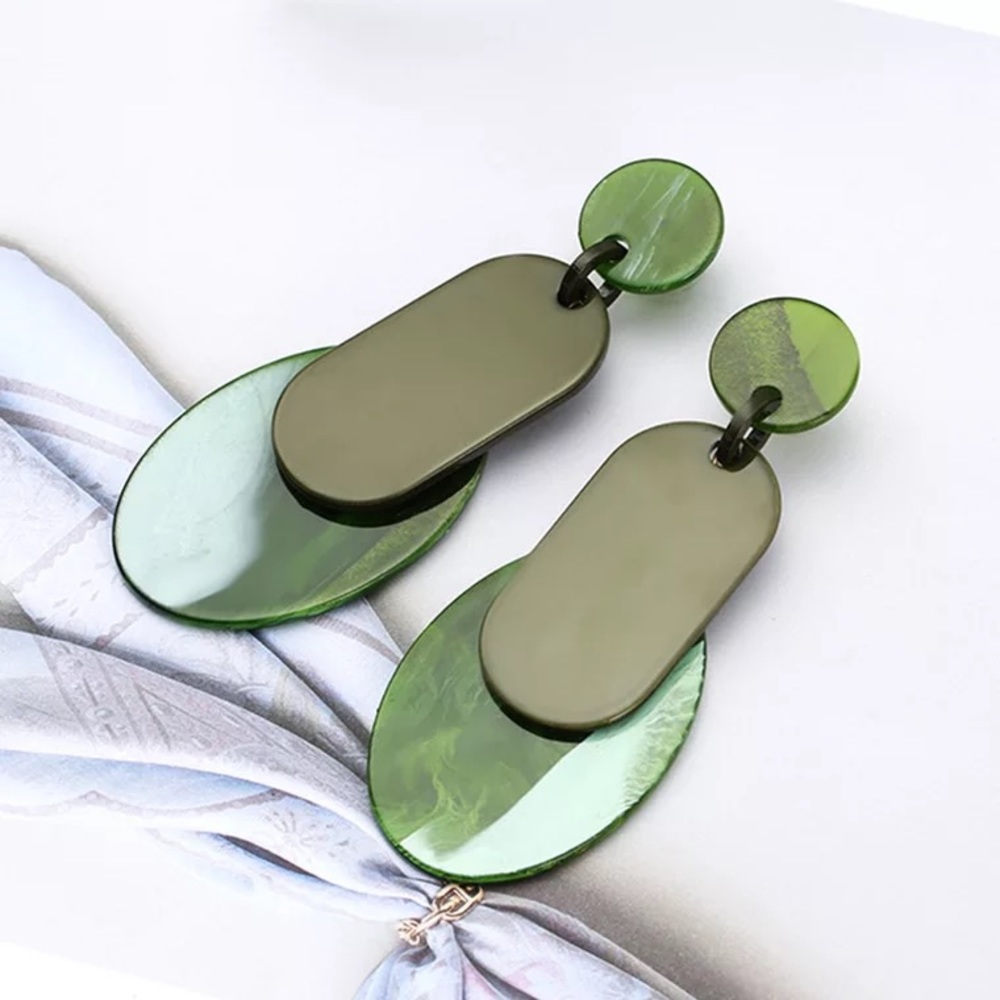 Fashion earring